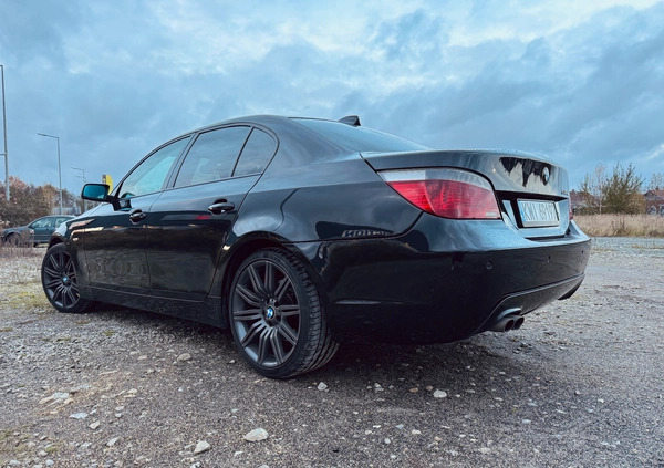 BMW Seria 5 cena 25999 przebieg: 296012, rok produkcji 2005 z Wrocław małe 92